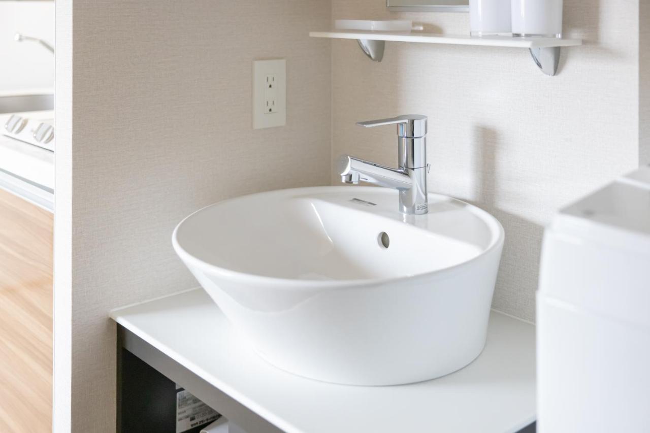 Rewit Building Apartment Осака Екстериор снимка