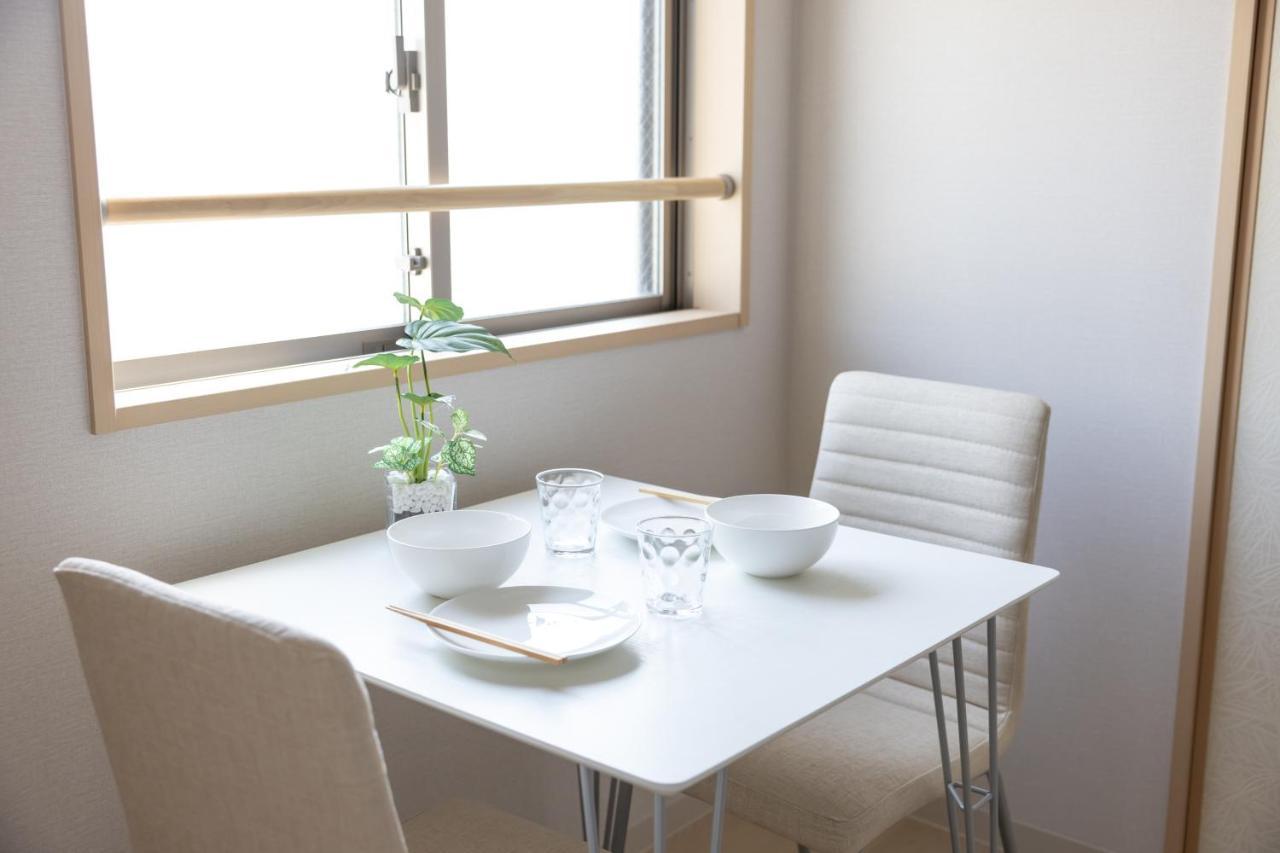 Rewit Building Apartment Осака Екстериор снимка