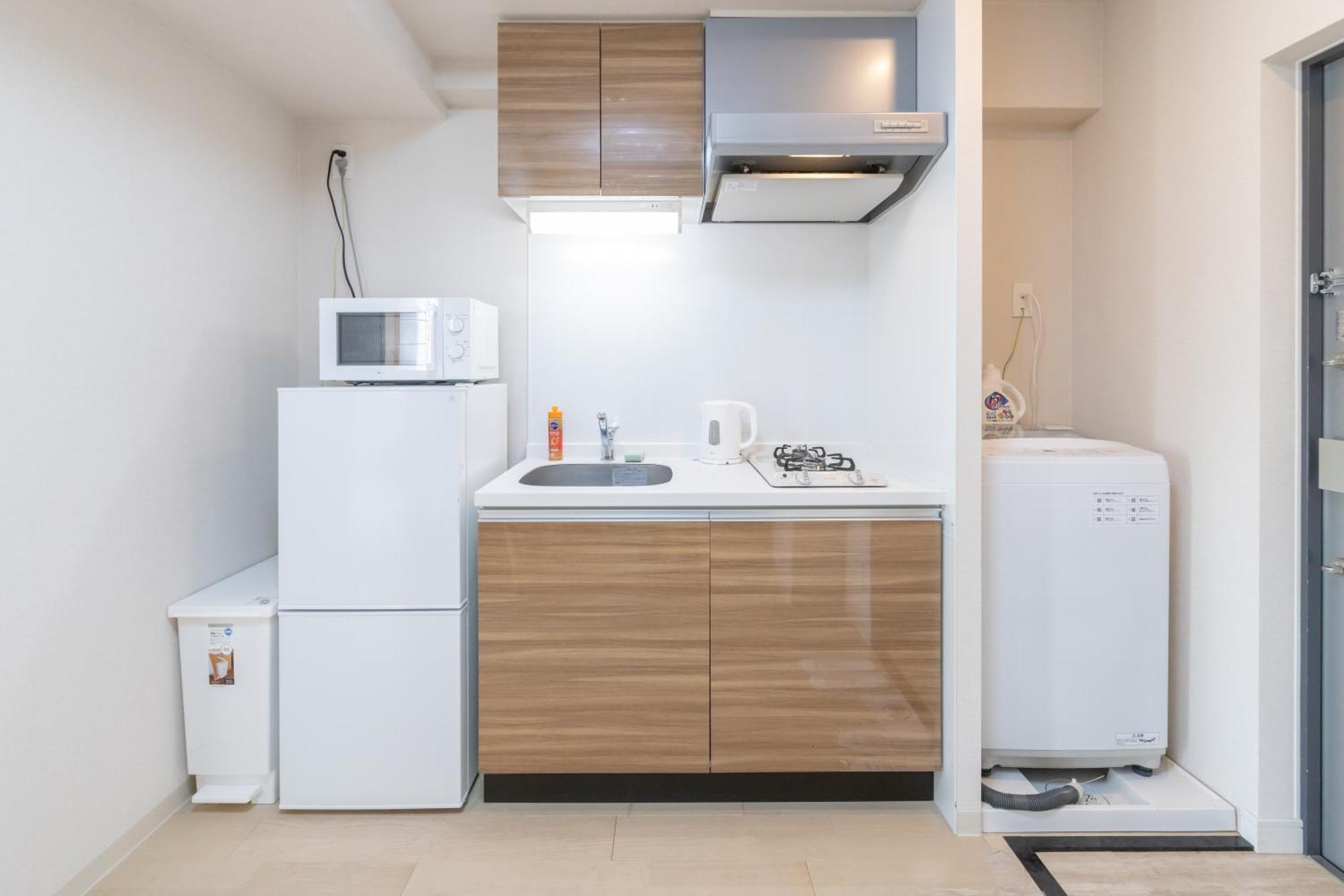 Rewit Building Apartment Осака Екстериор снимка